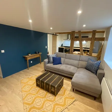 Au Coeur Des Remparts-parking Facile