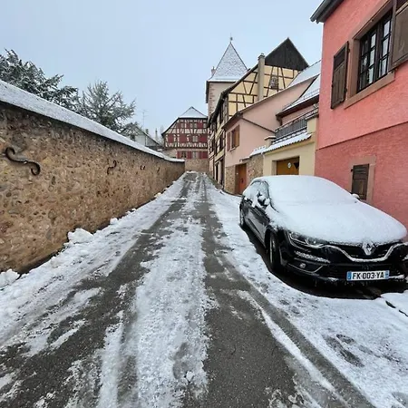 Au Coeur Des Remparts-parking Facile